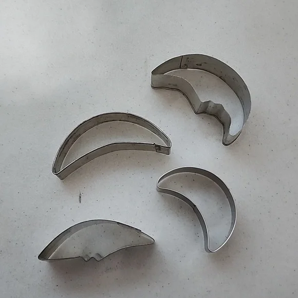 Source Unknown Silver Cookie Cutter Set - Picture 6 of 6